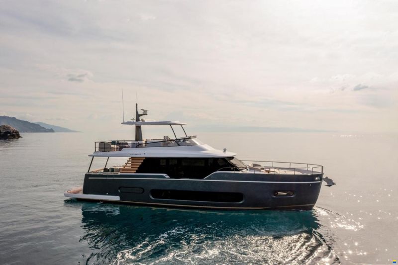 Azimut Magellano 60