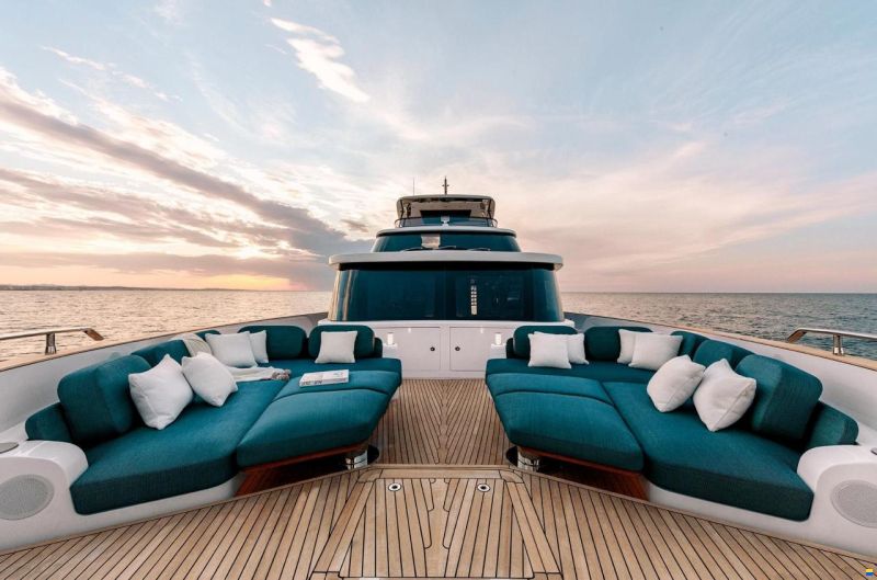 Azimut Magellano 25