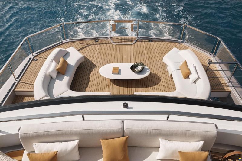 Azimut Grande Trideck