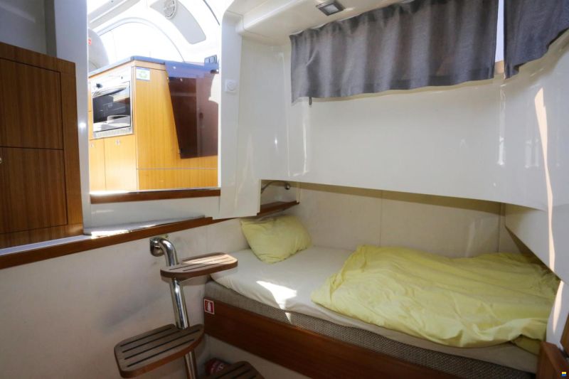 Marex 320 Aft Cabin Cruiser