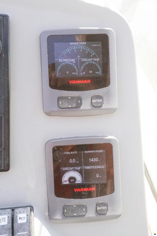 Marex 320 Aft Cabin Cruiser