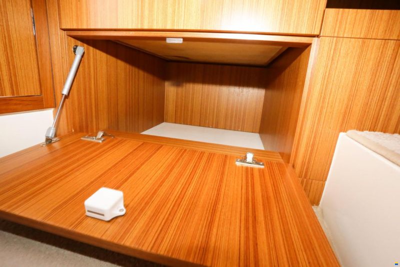 Marex 320 Aft Cabin Cruiser