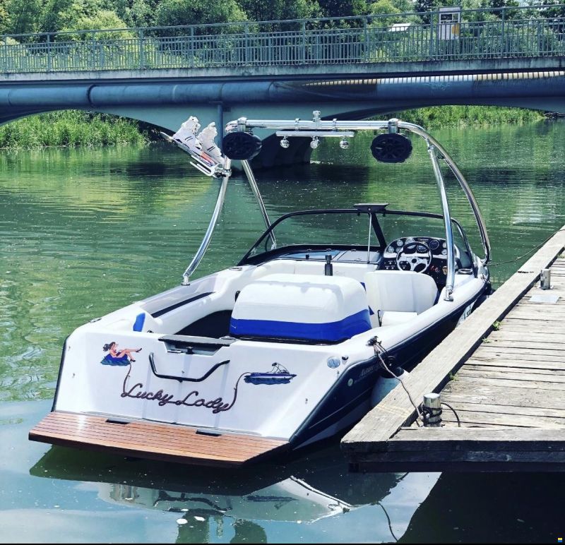 Correct Craft Ski Nautique 196