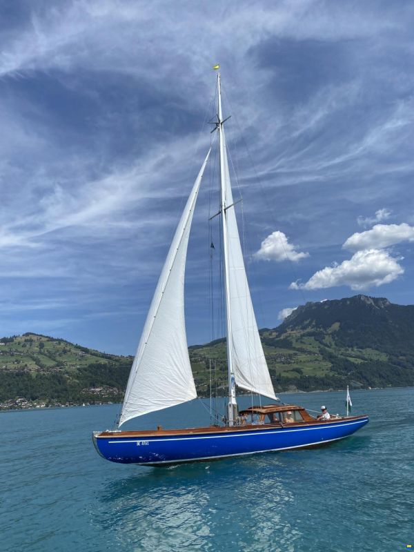 Corsier Nationaler 12 M