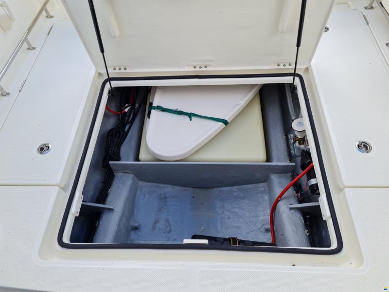 Quicksilver Captur 625 Pilothouse