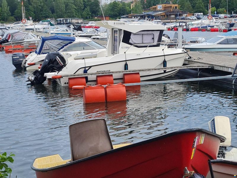 Quicksilver Captur 625 Pilothouse