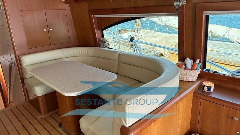 Hatteras 64 Convertible