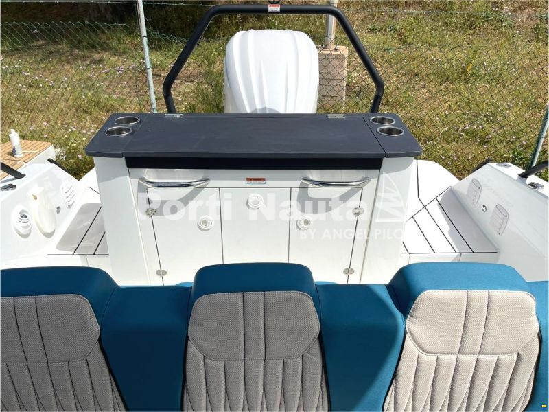 Quarken 27 T-Top