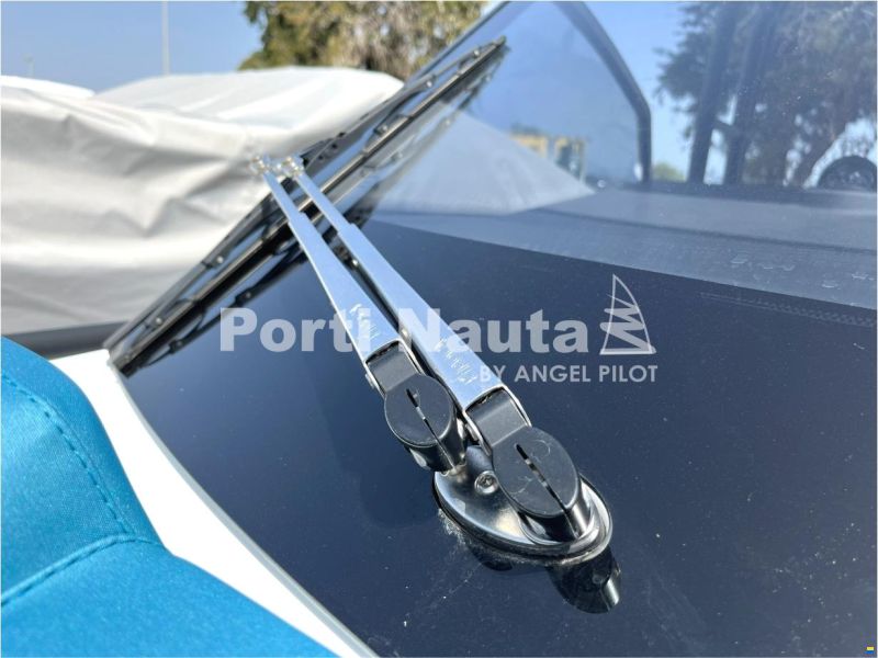 Quarken 27 T-Top