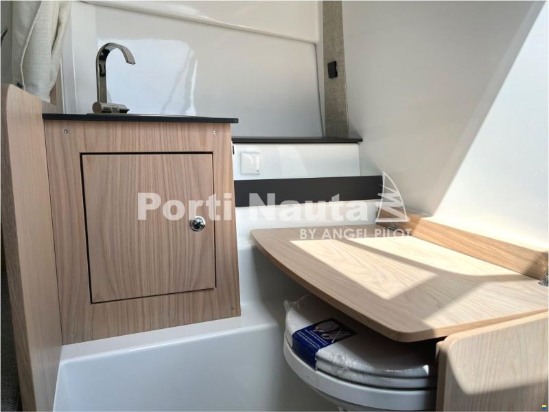 Quarken 27 T-Top