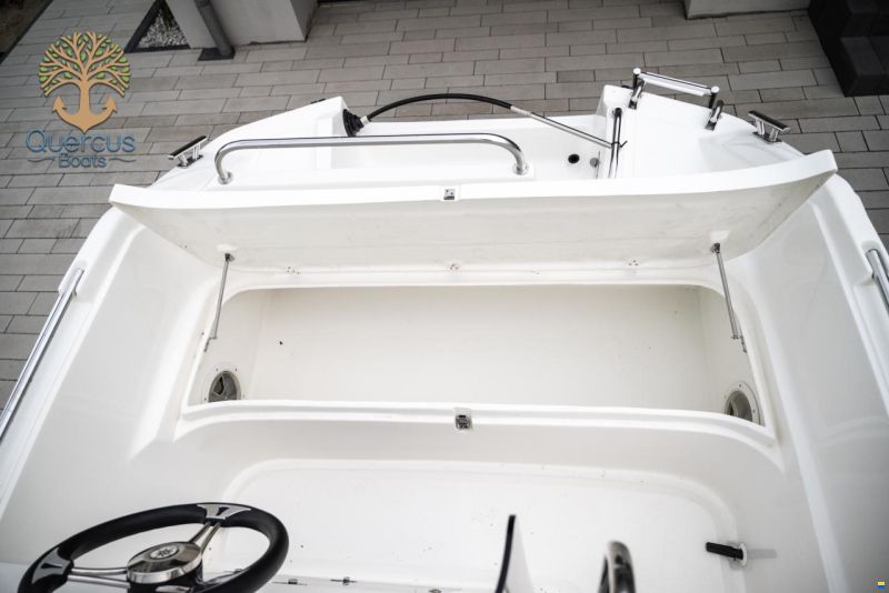 Quercus 470 Open