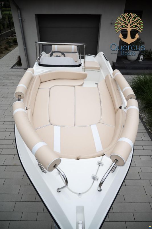 Quercus 470 Open