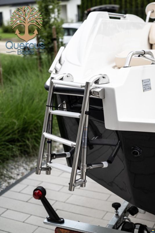 Quercus 470 Open