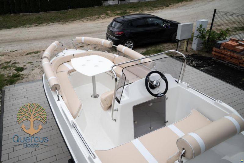 Quercus 470 Open