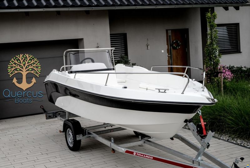 Quercus 470 Open