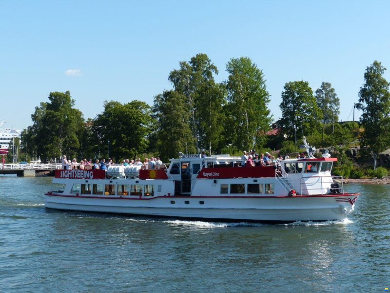 Hollandia Katarina sightseeing vessel