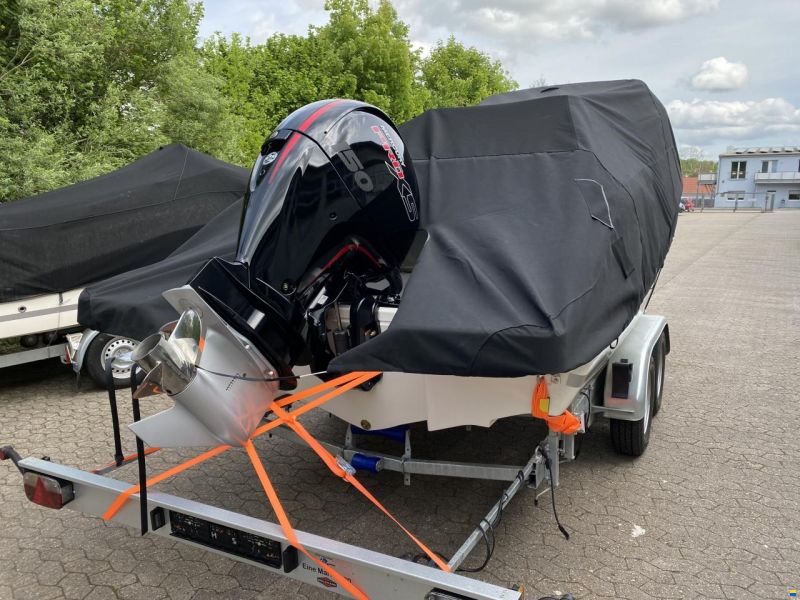 Quicksilver Activ 605 Sundeck