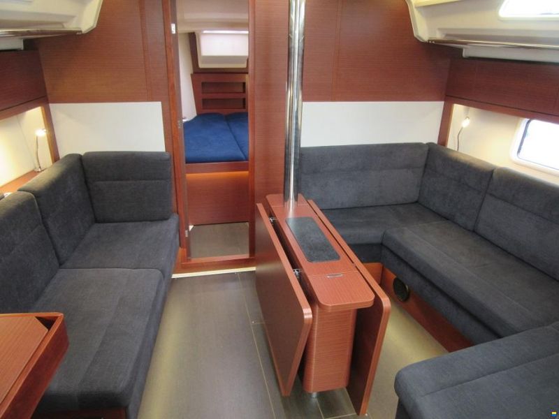 Hanse 388