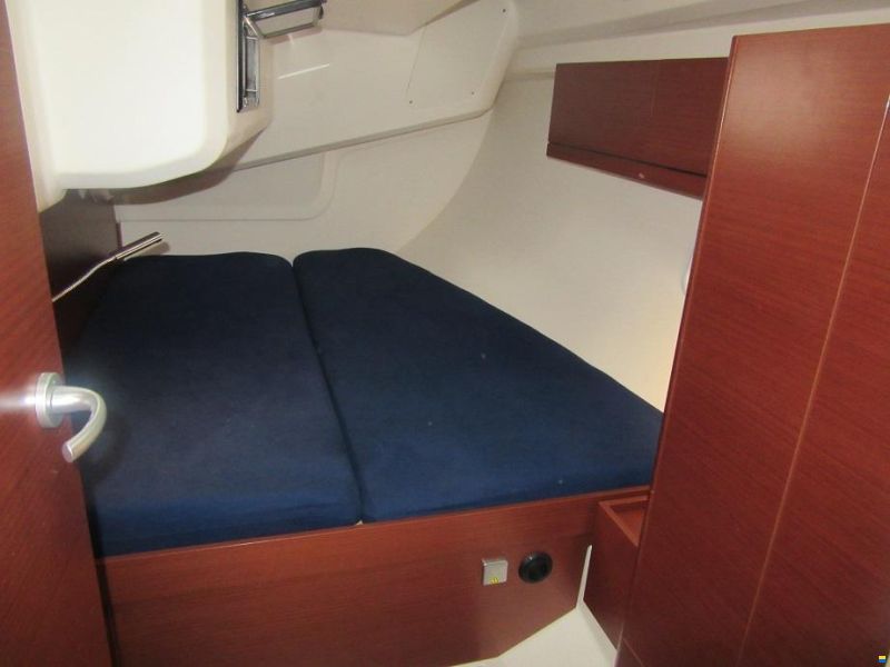 Hanse 418