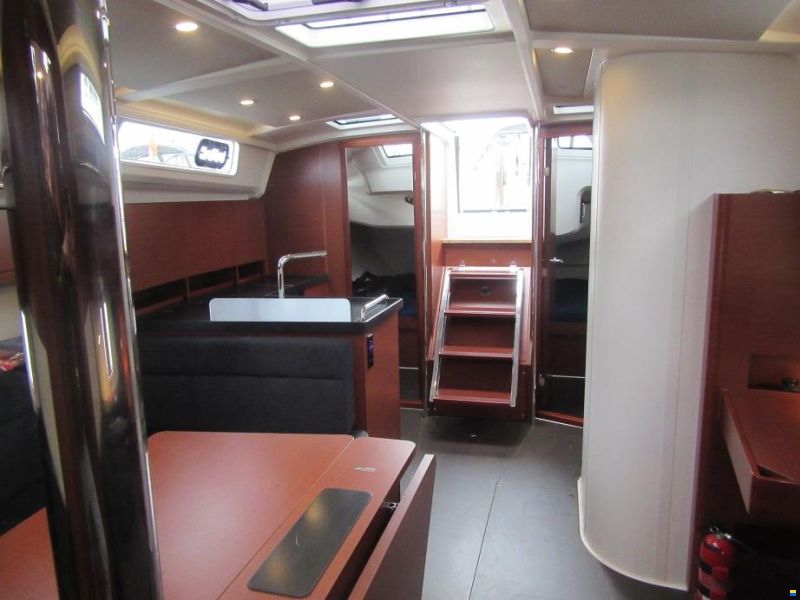 Hanse 418
