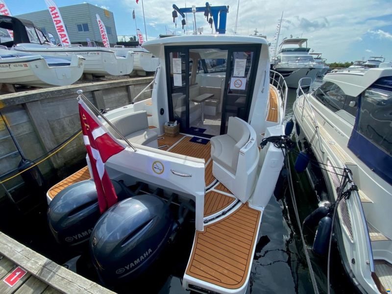 Rodman 31 Spirit HT Outboard