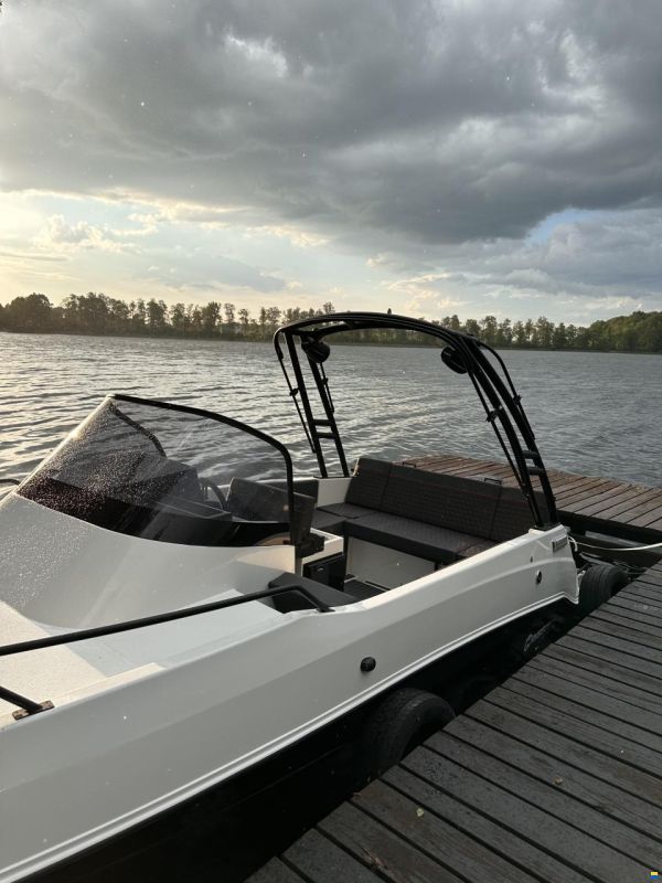 Massiv Boats SUNDECK 710 NEW MODEL STD VERSION !!