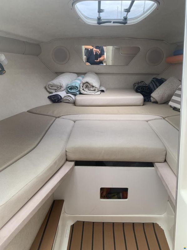 Sea Ray 210 Overnighter Swiss-Pack