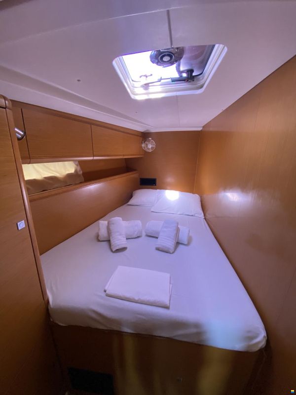 Jeanneau 53
