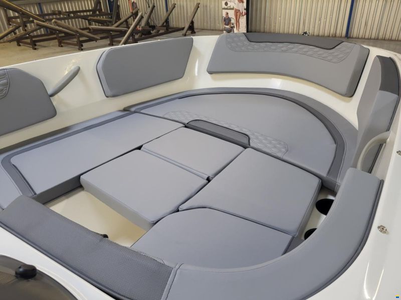 Bayliner Element M15