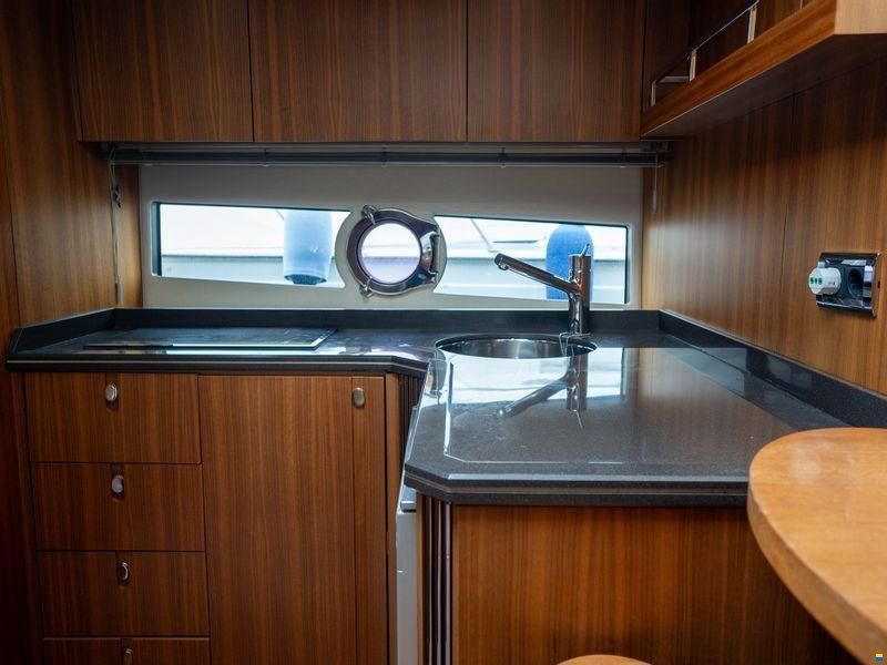 Sunseeker Portofino 40