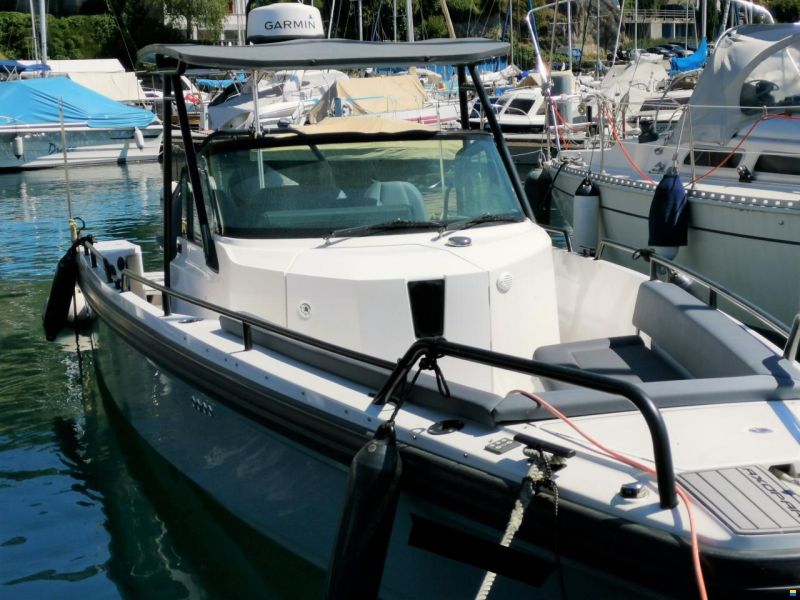 Axopar 28 T-Top
