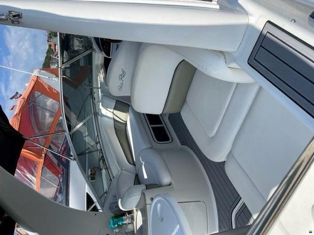 Sea Ray 275 Sundancer