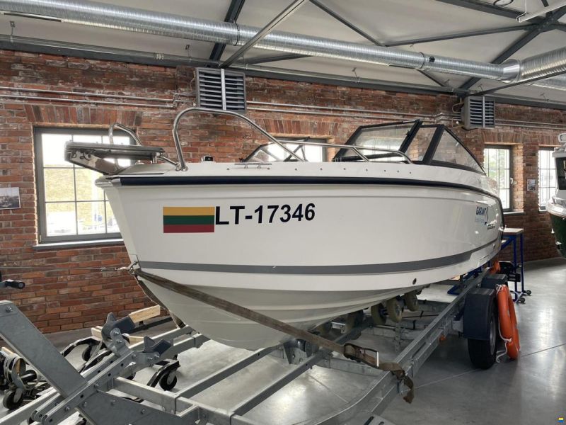 Quicksilver Activ 605 Bowrider