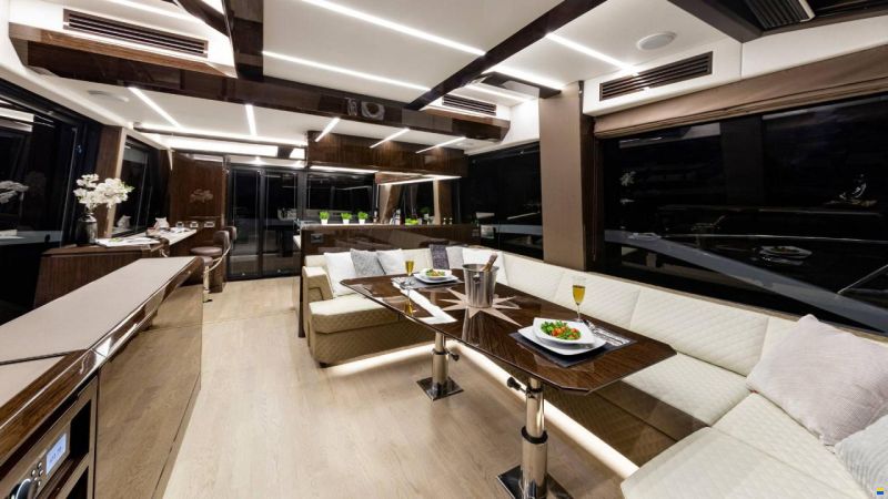 Galeon 640 FLY