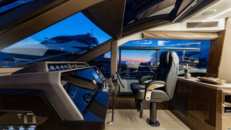 Galeon 640 FLY