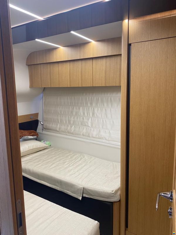 Galeon 680 FLY