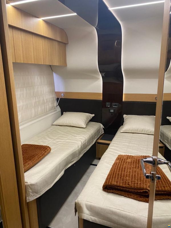 Galeon 680 FLY