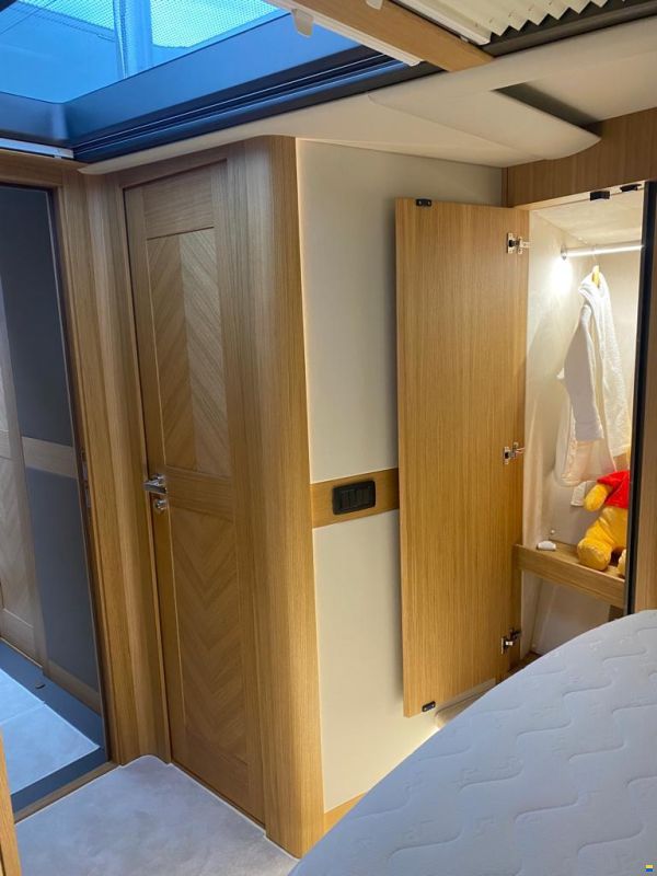 Galeon 680 FLY