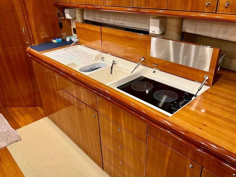 Sunseeker Predator 56