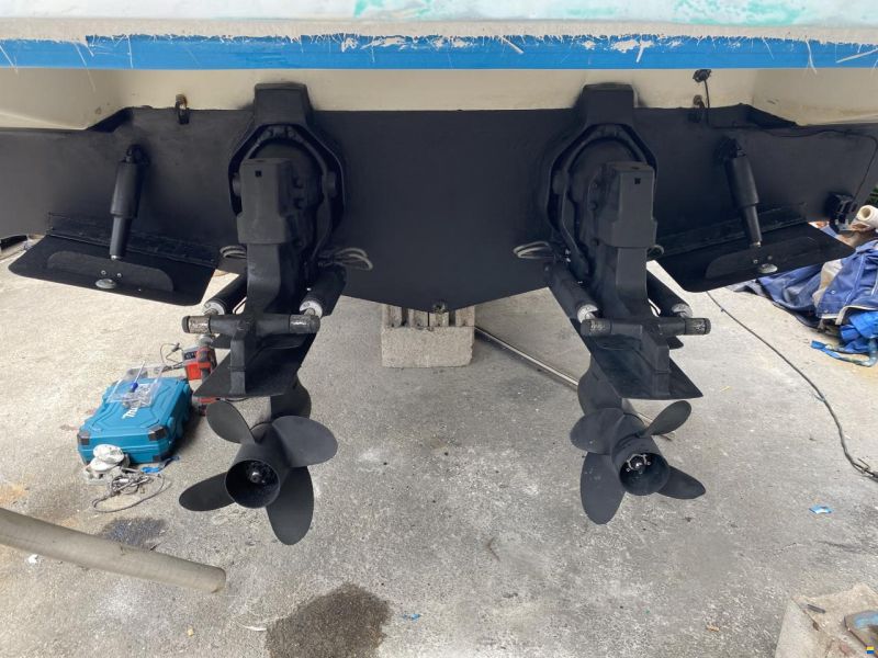 Bayliner 3055