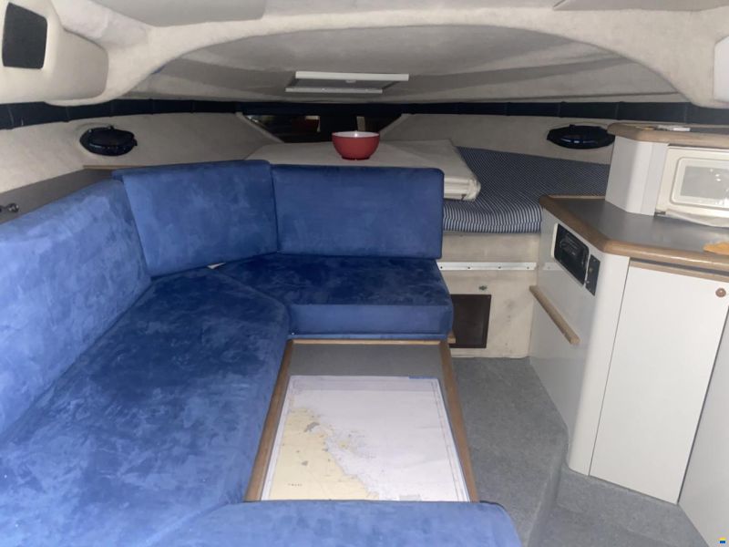 Bayliner 3055