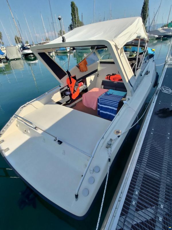 Rio 650 Cabin
