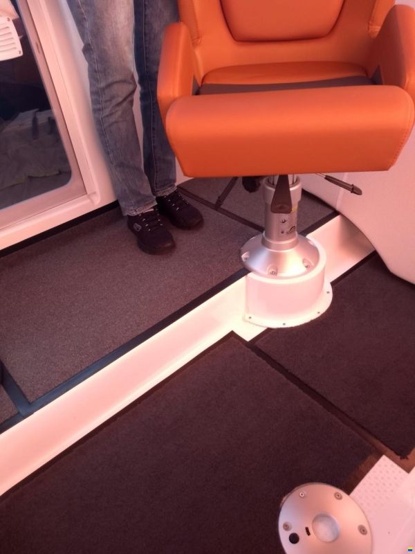 RaJo 565 Cabin