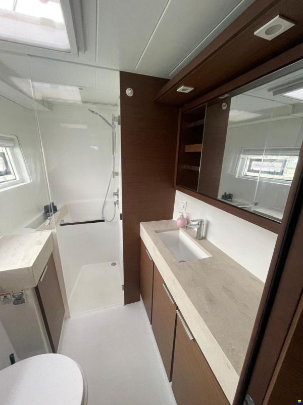 Lagoon 40