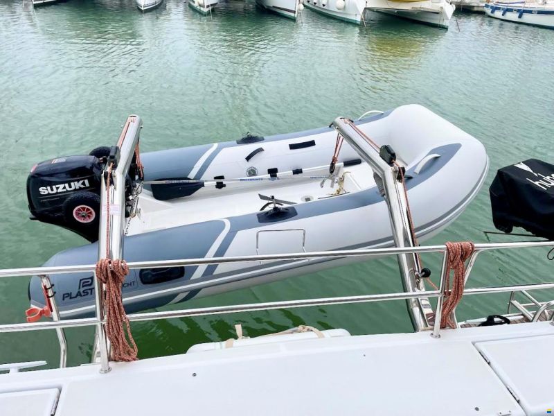 Lagoon 40