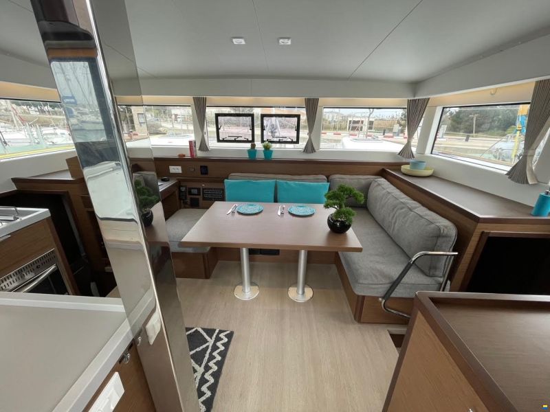 Lagoon 40