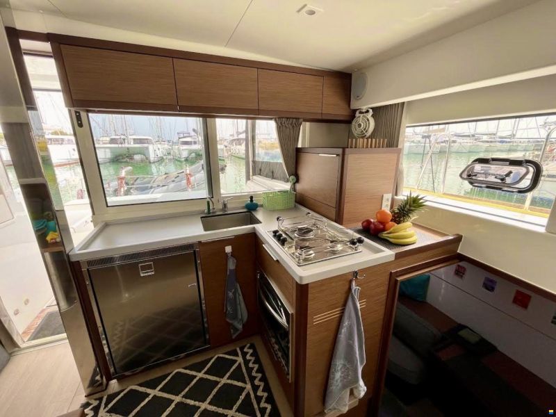 Lagoon 40