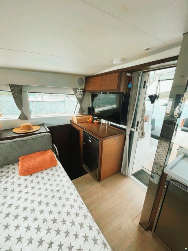 Lagoon 40