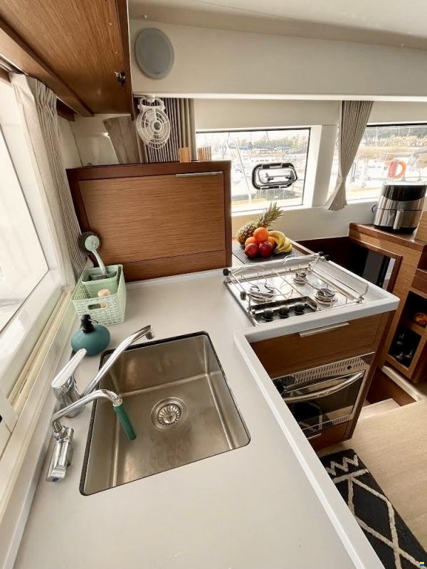 Lagoon 40