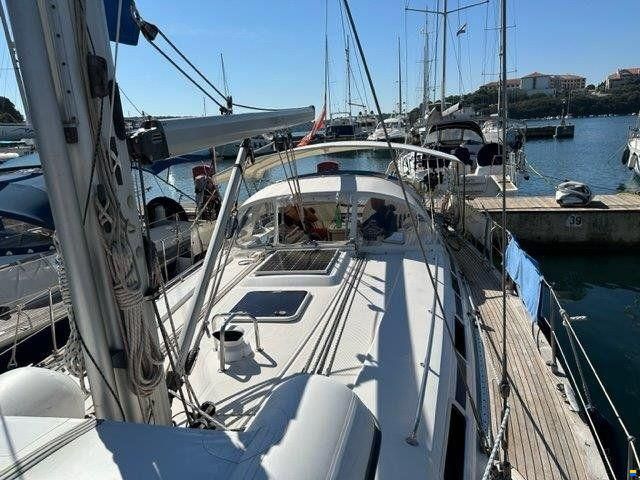 Bavaria 44